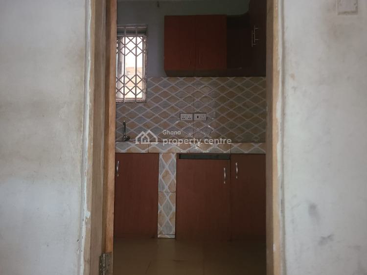 Executive 2 Bedrooms House with 3 Washrooms at Pillar 2, Dome, Ga East Municipal, Accra, House for Rent