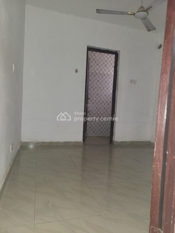 Executive 2 Bedrooms House with 3 Washrooms at Pillar 2, Dome, Ga East Municipal, Accra, House for Rent