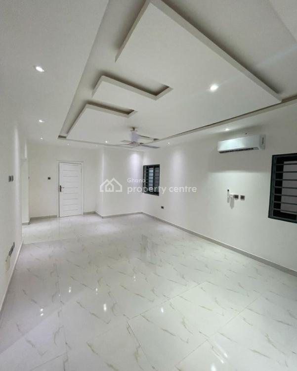 Executive 3 Bedroom House at Oyarifa, Oyarifa, La Nkwantanang Madina Municipal, Accra, House for Sale