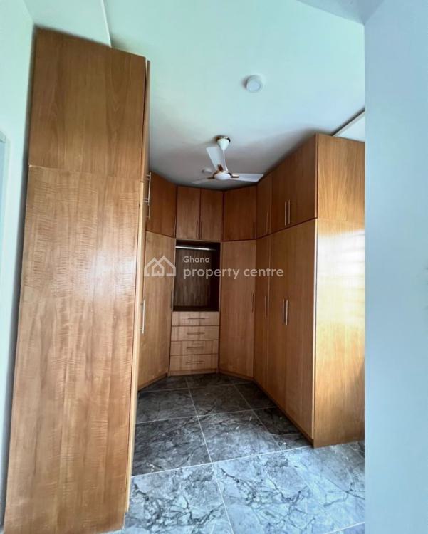 Executive 5bedrooms Townhouse with Boys Quarters at Tema Com14 Lashibi, Lashibi, Accra, Townhouse for Rent