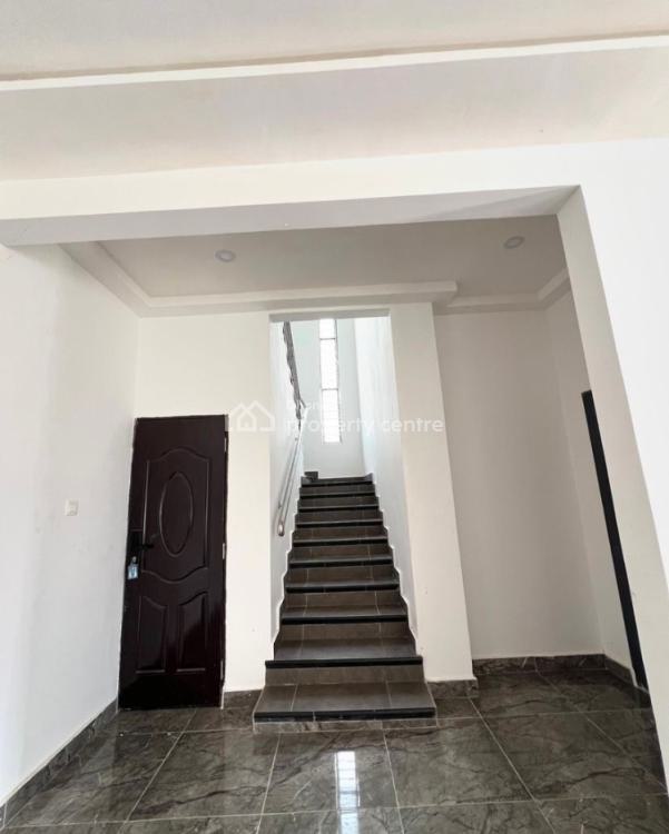 Executive 5bedrooms Townhouse with Boys Quarters at Tema Com14 Lashibi, Lashibi, Accra, Townhouse for Rent