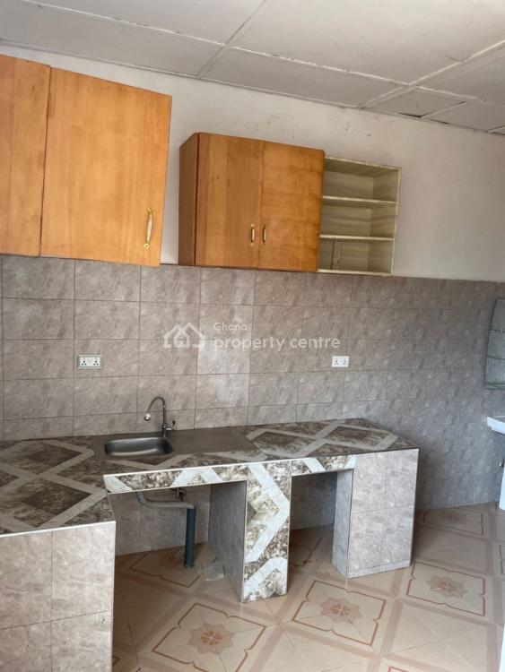 For Rent Chamber And Hall, Agric Akyeremade, Kumasi Metropolitan, Ashanti 1 Beds, 1 Baths