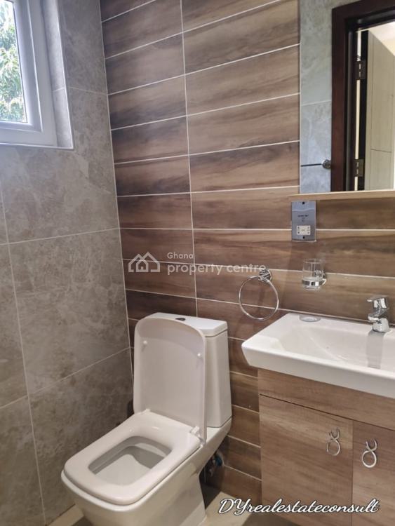 Executive 4 Bedrooms Self Compound House with Outhouse at Tse Addo, Tse Addo, Accra, House for Rent