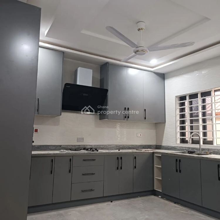 Executive Ensuite 4 Bedrooms House at Oyarifa, Oyarifa, La Nkwantanang Madina Municipal, Accra, House for Sale