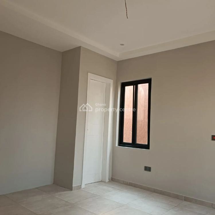 Executive Ensuite 4 Bedrooms Self Compound House at Adenta Oyarifa, Adenta Municipal, Accra, House for Rent