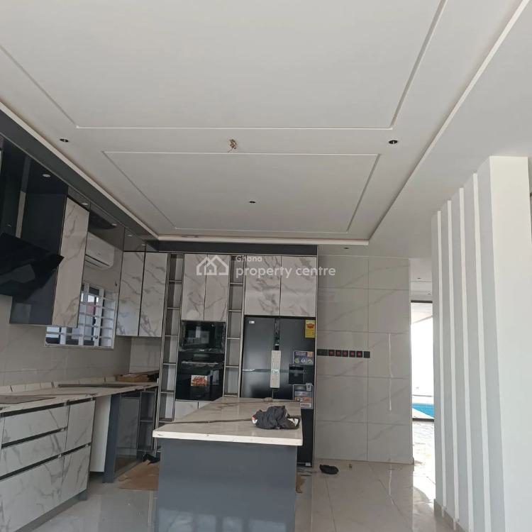 Executive 5 Bedrooms House at Adenta, Adenta Municipal, Accra, House for Sale