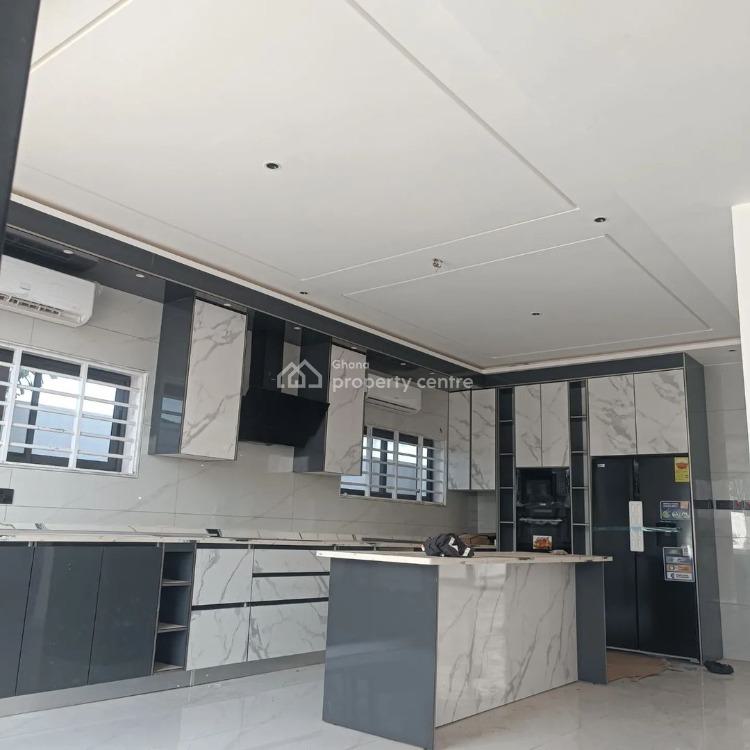 Executive 5 Bedrooms House at Adenta, Adenta Municipal, Accra, House for Sale