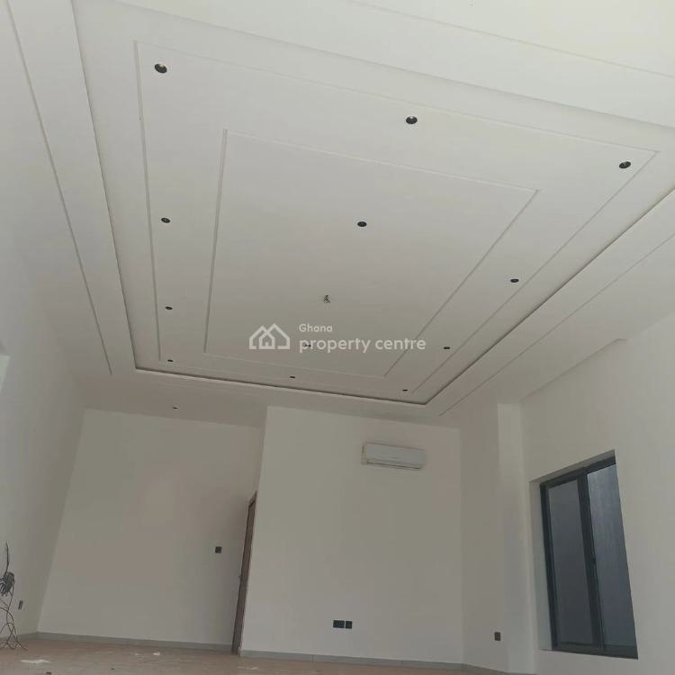 Executive 5 Bedrooms House at Adenta, Adenta Municipal, Accra, House for Sale