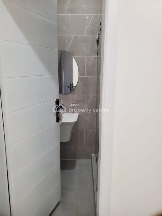 Executive Newly Built 4 Bedrooms House with Boys Quarters at Lakeside, Ashaley Botwe, Adenta Municipal, Accra, House for Rent