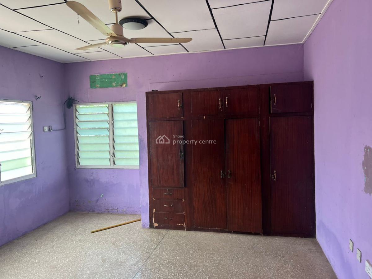 7 Bedroom House, Teshie-nungua Estates, Accra, House for Sale
