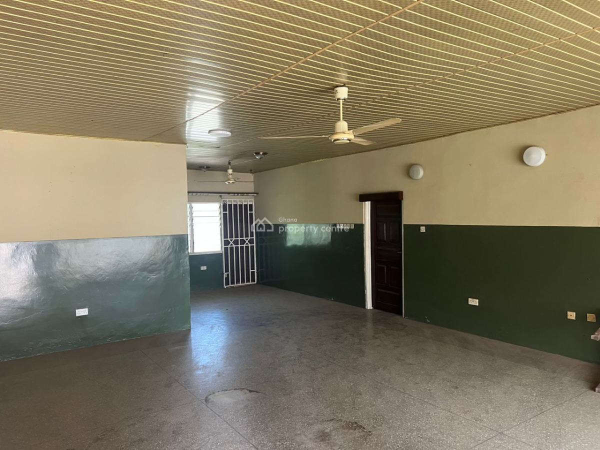 7 Bedroom House, Teshie-nungua Estates, Accra, House for Sale