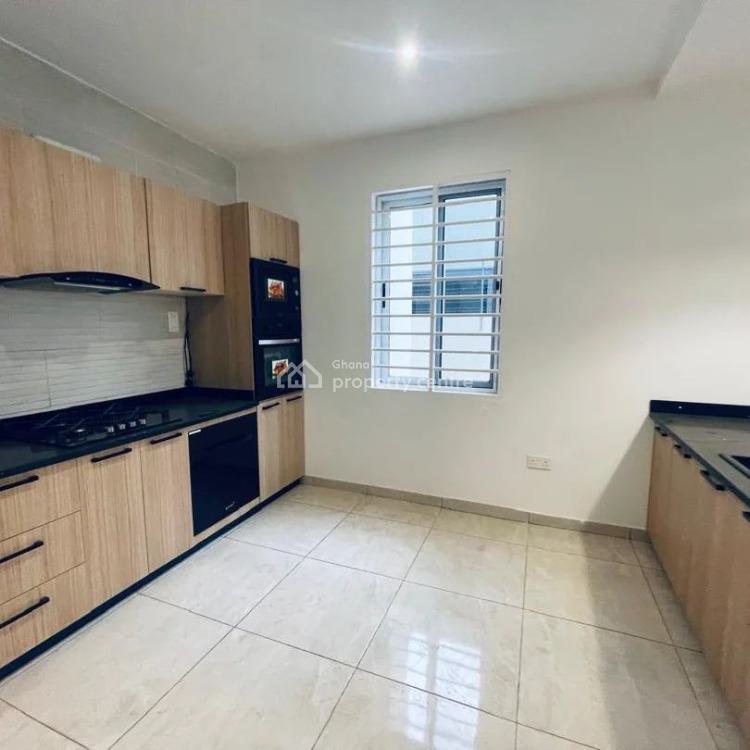 Executive 4 Bedrooms House at Lakeside Estate, Ashaley Botwe, Adenta Municipal, Accra, House for Sale