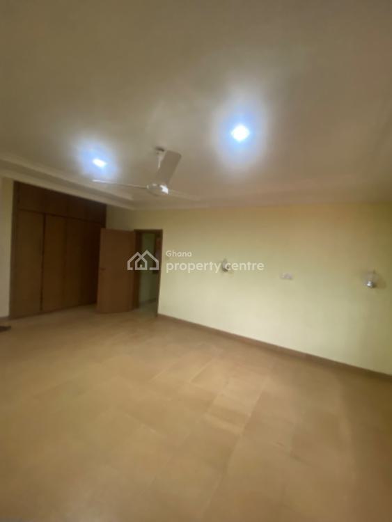 Nine( 9) Bedroom House, Kwadaso, Kumasi Metropolitan, Ashanti, House for Rent