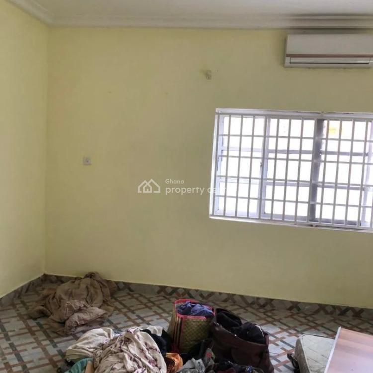 Executive 3 Bedroom Self Compound House at Madina Estate, La Nkwantanang Madina Municipal, Accra, House for Rent