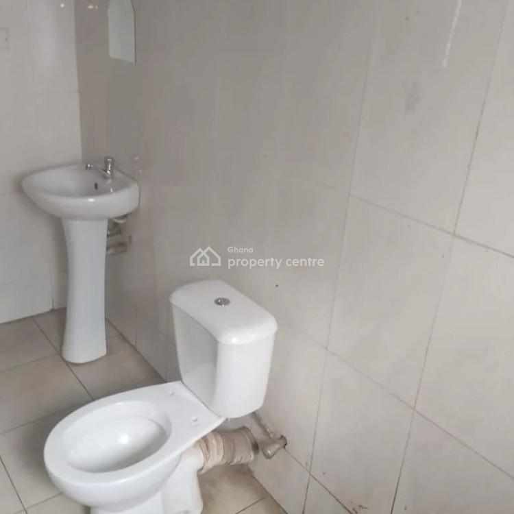 Executive 2 Bedrooms Apartment at Christian Village Junction, Accra Metropolitan, Accra, Apartment for Rent