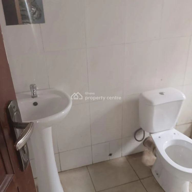 Executive 2 Bedrooms Apartment at Christian Village Junction, Accra Metropolitan, Accra, Apartment for Rent
