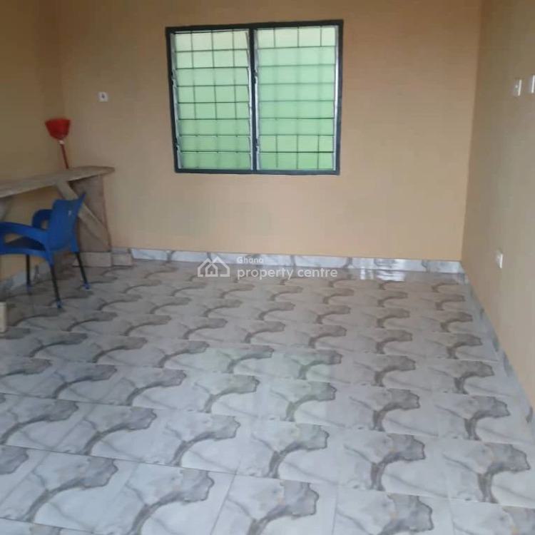 Executive Newly Built Chamber $ Hall Self Contained at Mccarthy Hills, Mccarthy Hill, Ga South Municipal, Accra, Apartment for Rent