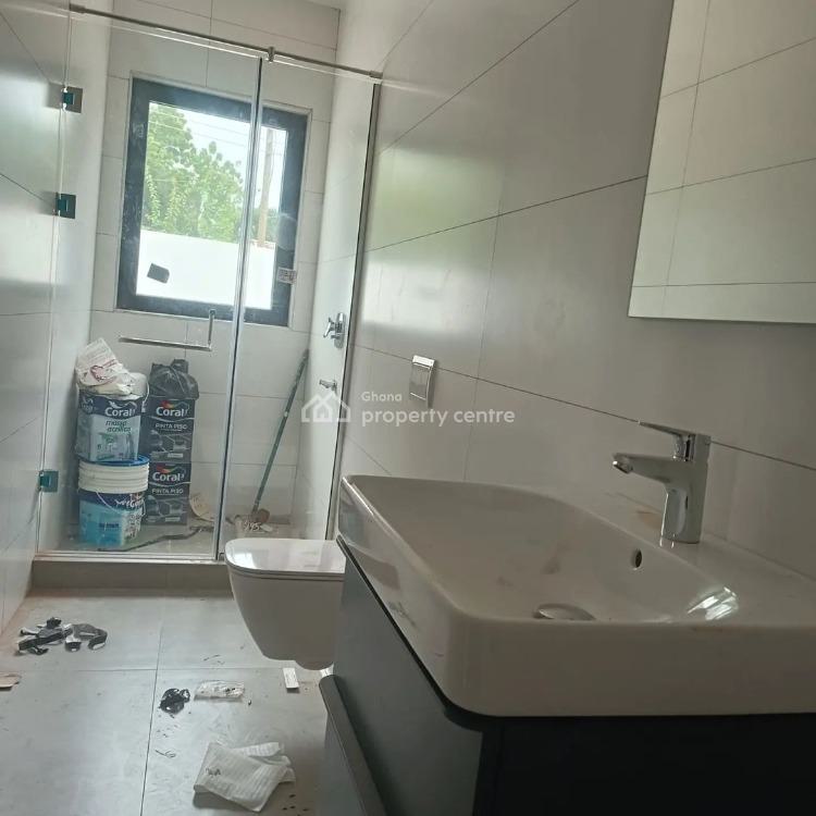 Executive Furnished 5 Bedrooms House with Family Area at East Legon, East Legon, Accra, House for Sale