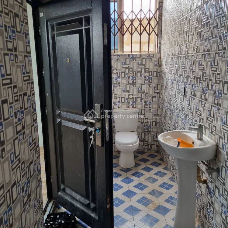 Executive 2 Bedrooms Apartments at Taifa-norway, Ga East Municipal, Accra, Apartment for Rent