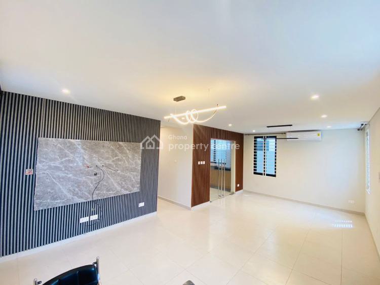 Executive 5 Bedroom House with Rooftop at East Airport - Tse Addo, Tse Addo, Accra, House for Sale