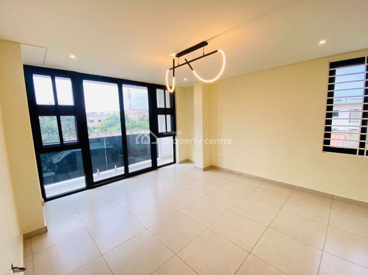 Executive 5 Bedroom House with Rooftop at East Airport - Tse Addo, Tse Addo, Accra, House for Sale