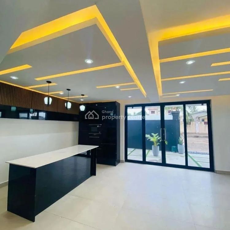 Executive 3 Bedrooms House with a Rooftop Space, Ashaley Botwe, Adenta Municipal, Accra, House for Sale