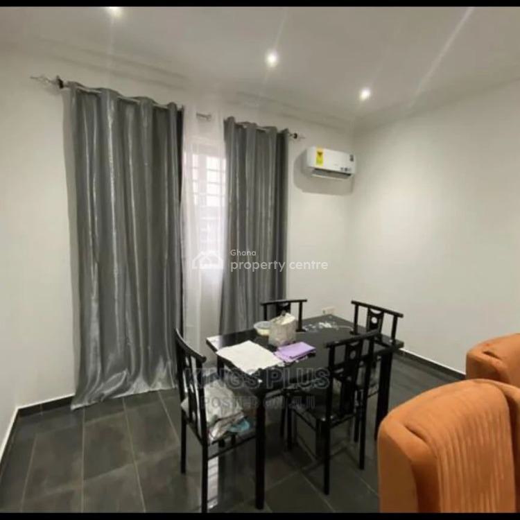 Executive 3 Bedrooms Semi Detached Self Compound Townhouse at Madina, La Nkwantanang Madina Municipal, Accra, Townhouse for Rent