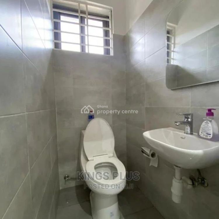 Executive 3 Bedrooms Semi Detached Self Compound Townhouse at Madina, La Nkwantanang Madina Municipal, Accra, Townhouse for Rent