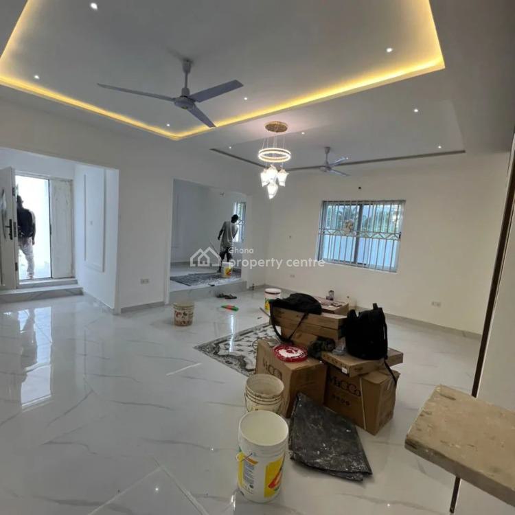 Executive 3 Bedrooms House at Kasoa Opeikuma Close to Tarred Road, Kasoa, Awutu-senya East, Central Region, House for Sale