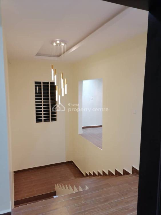 Executive Standalone 4 Bedrooms Self Compound House at Kwabenya, Kwabenya, Ga East Municipal, Accra, House for Sale