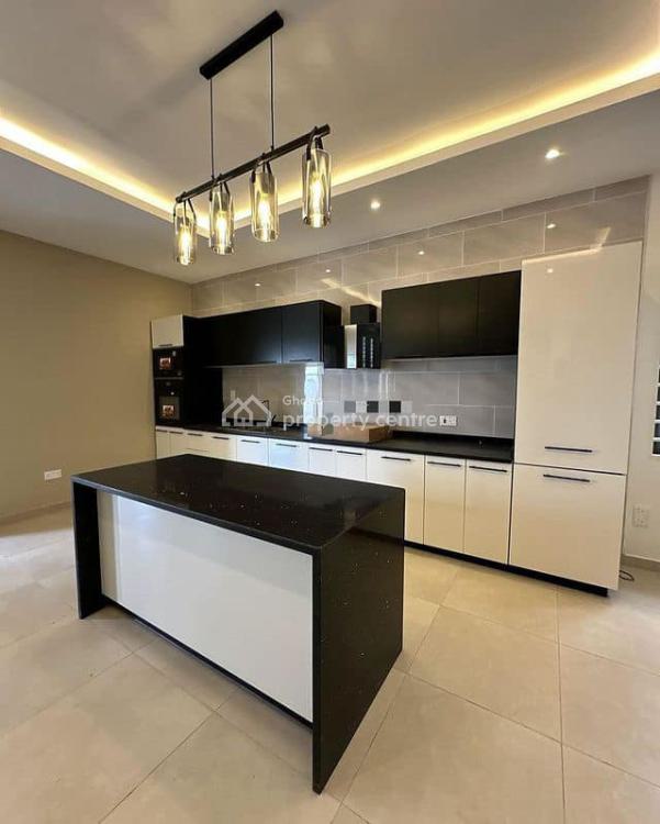 Executive 4 Bedrooms House with Boys Quaters at Ashaley Botwe Lakeside, Ashaley Botwe, Adenta Municipal, Accra, House for Sale