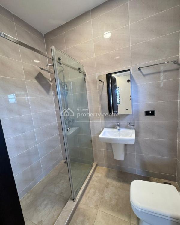 Executive 5 Bedroom House at Ashaley Botwe Lakeside, Ashaley Botwe, Adenta Municipal, Accra, House for Sale