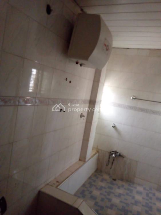 Three Bedroom with One Washroom Apartment, Abrepo, Kumasi Metropolitan, Ashanti, Apartment for Rent