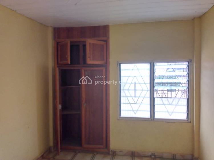 Three Bedroom with One Washroom Apartment, Abrepo, Kumasi Metropolitan, Ashanti, Apartment for Rent
