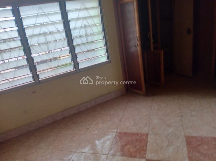 Three Bedroom with One Washroom Apartment, Abrepo, Kumasi Metropolitan, Ashanti, Apartment for Rent