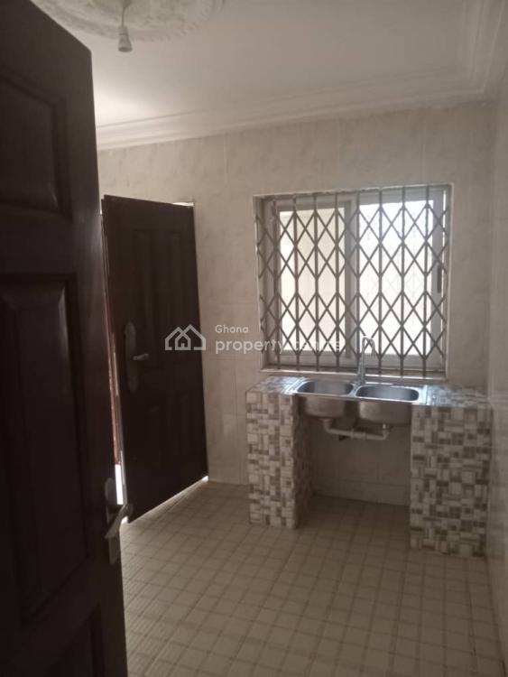 Newly Built Three Bedrooms Apartment, Abrepo-atafoa, Kumasi Metropolitan, Ashanti, Apartment for Rent