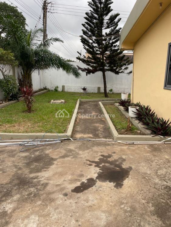 Executive 4 Bedroom House with One Outhouse at Dzorwulu, Dzorwulu, Accra, House for Rent