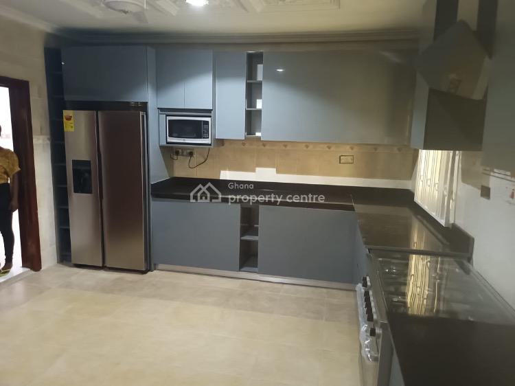 Seven 7- Bedroom Full House, Ahodwo-daban Newsite, Kumasi Metropolitan, Ashanti, House for Rent