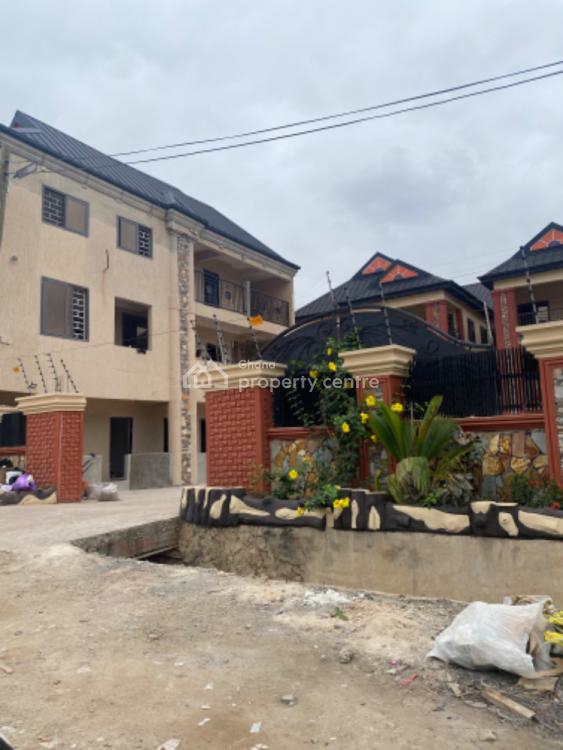 Newly Built Chamber and Hall, Santasi-anyinam, Kumasi Metropolitan, Ashanti, Apartment for Rent
