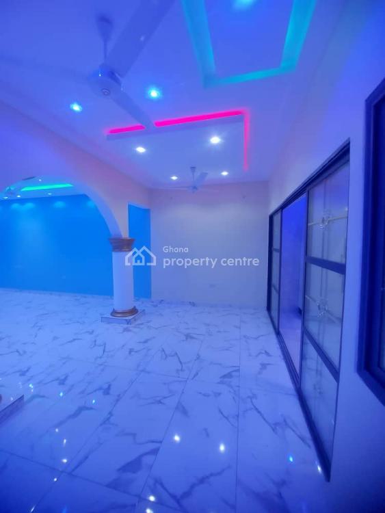 Newly Built Three (3) Bedrooms Apartment, Sokoban, Kumasi Metropolitan, Ashanti, Apartment for Rent