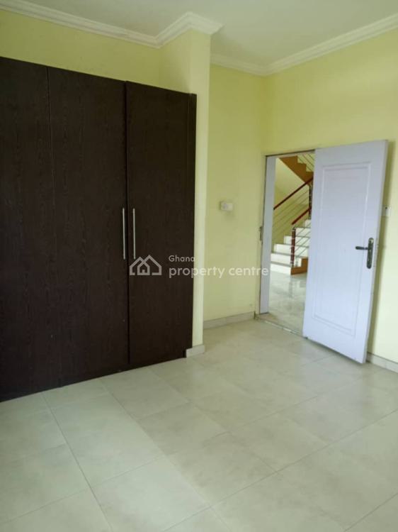 5 Bedrooms Storey with Out House, Tdc Estate, Community 22, Tema, Accra, Townhouse for Rent