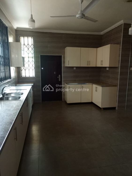 5 Bedrooms Storey with Out House, Tdc Estate, Community 22, Tema, Accra, Townhouse for Rent