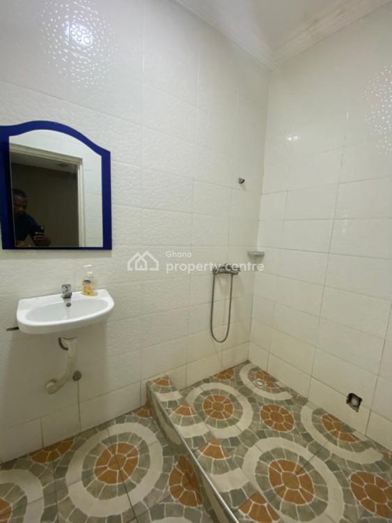Executive 3 Bedroom House at Oyarifa, Oyarifa, La Nkwantanang Madina Municipal, Accra, House for Rent