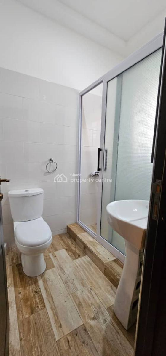 4 Bedrooms House with a Boys Quarter, Lakeside, Accra Metropolitan, Accra, House for Sale