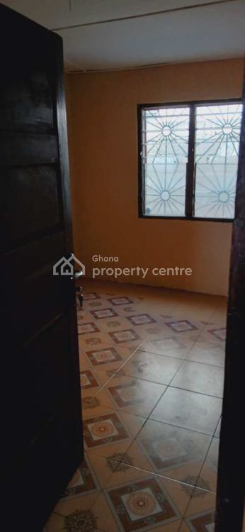 2 Bedroom with Kitchen and Hall, Abrantie 30, Ga Central Municipal, Accra, Mini Flat for Rent