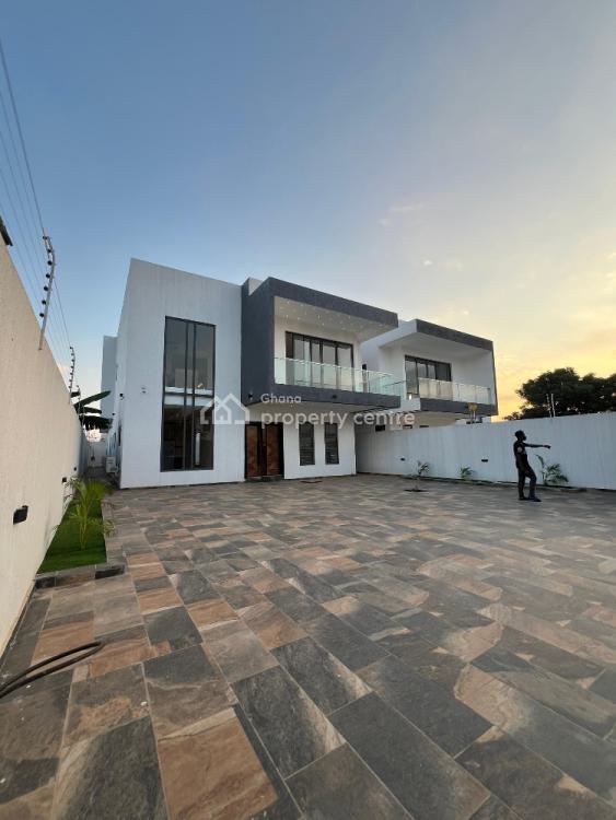En-suite 5 Bedroom Luxury House with Swimming Pool, Adenta Municipal, Accra, Detached Duplex for Sale