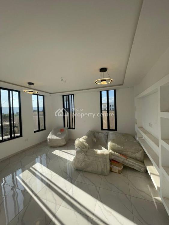 Executive 4 Bedrooms Townhouses, Oyarifa, La Nkwantanang Madina Municipal, Accra, Townhouse for Rent