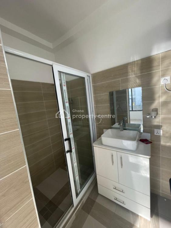 Executive 4 Bedrooms Townhouses, Oyarifa, La Nkwantanang Madina Municipal, Accra, Townhouse for Rent