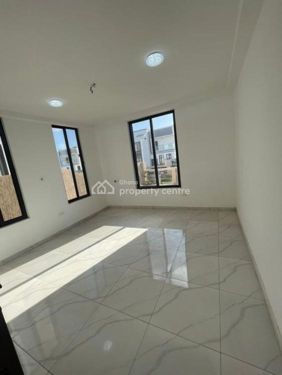 Executive 4 Bedrooms Townhouses, Oyarifa, La Nkwantanang Madina Municipal, Accra, Townhouse for Rent
