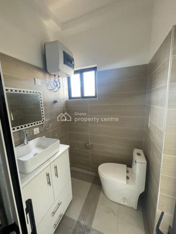 Executive 4 Bedrooms Townhouses, Oyarifa, La Nkwantanang Madina Municipal, Accra, Townhouse for Rent